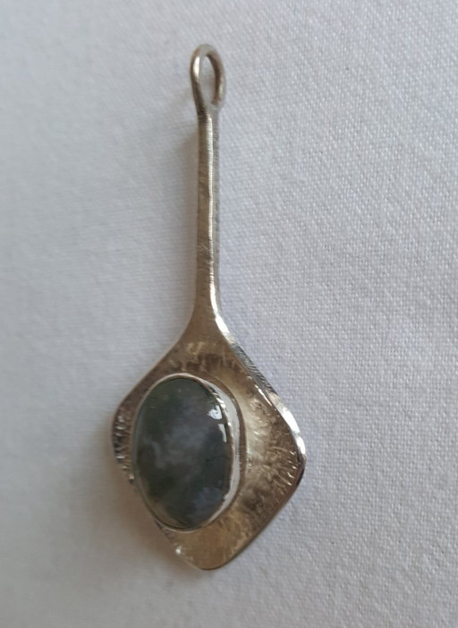 Sieraad, hanger, zilver en agaat