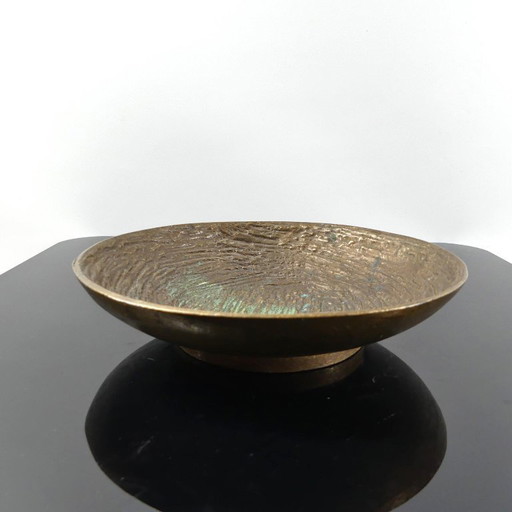 Bol en bronze, années 1960, style brutaliste