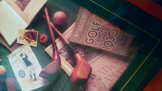 Cornice Golf I, stampa d'arte su carta di "Mr. Harrison" – Fotografie, Paper, Wood (photo 10 of 12)