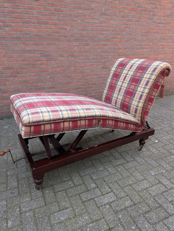 Image 1 of Fabricantes de mercería para inválidos Carter London