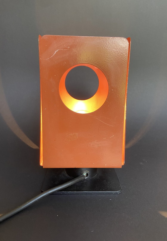 Image 1 of Lampada da tavolo vintage italiana in metallo arancione, stile Space Age, anni '70