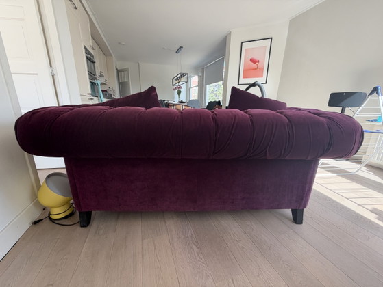 Burgundy Chesterfield Sofa – 2 seaters, Velvet (photo 4 of 5)