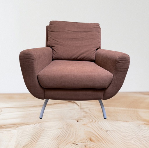 Fauteuil vintage en uni stoffering kleur bruin poten aluminio kleur 