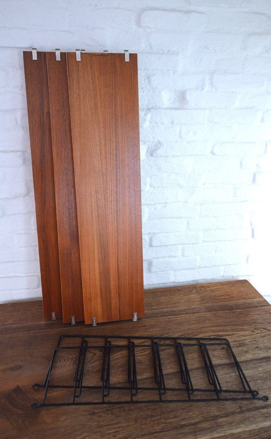 Image 1 of Scaffale String in teak danese di metà secolo