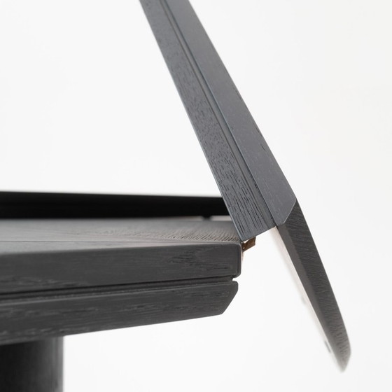 Image 1 of Table ronde/carrée de style Bauhaus en chêne noir