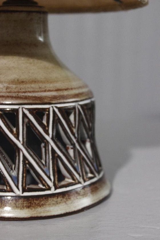 Image 1 of Robert Pérot atelier du Vieux Moulin in Vallauris durchbrochene Tischlampe 1950s