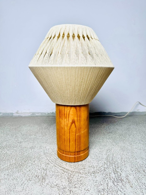 B-243 Wood & Sisal Table Lamp by Hans-Agne Jakobsson for AB Ellysett, Sweden 1960s – Hans-Agne Jakobssen (photo 2 of 7)
