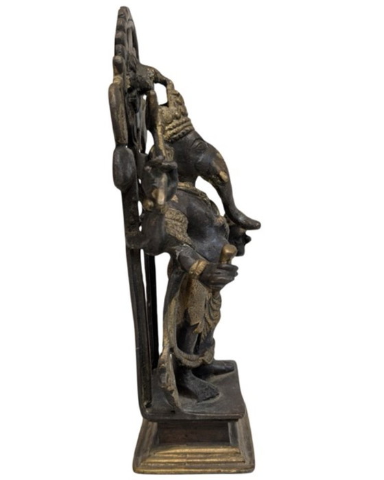 Ganesha debout en bronze doré antique – Himalaya, XVIIIe-XIXe siècle – Sculptures, Gold (photo 3 of 10)