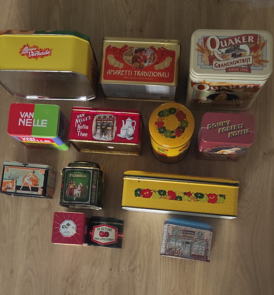 Bellissimo set di 14 scatole di latta pubblicitarie vintage, tra cui Verkade, Van Nelle e Droste. (photo 14 of 14)
