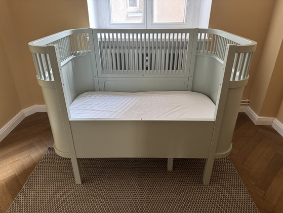 Sebra Baby- und Juniorbett mit Matratze – Betten, Wood (photo 12 of 14)