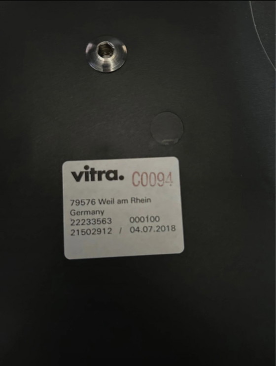Image 1 of Vitra Eames Elephant