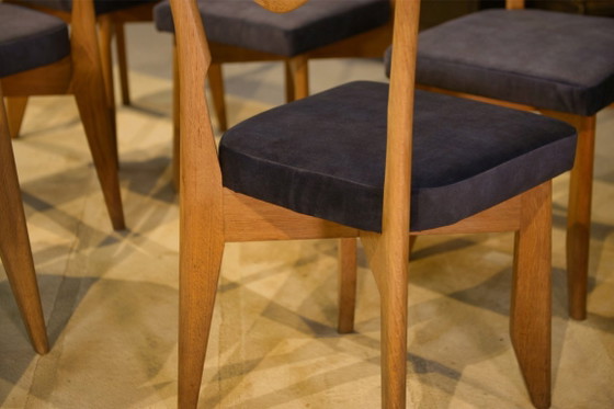 Image 1 of "Set van 6 stoelen van Guillerme en Chambron voor uw huis, jaren 1950"