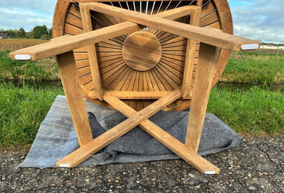 Image 1 of Round folding heavy-duty teak garden table 110cm - as NEW -