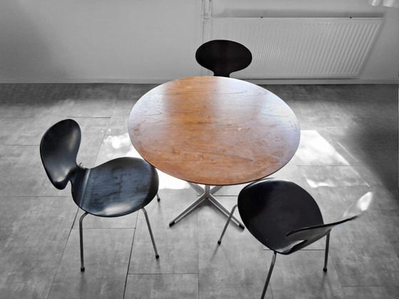 Image 1 of fritz hansen vlinderstoel 0566 vitage plus tafel