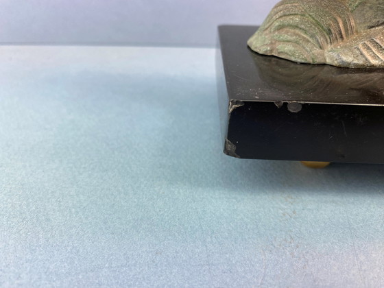 Image 1 of Art Deco Tafellamp | Vintage Marmeren Lamp Met Eekhoorns | Antieke Franse Beeldlamp | 1920s Dierenlamp