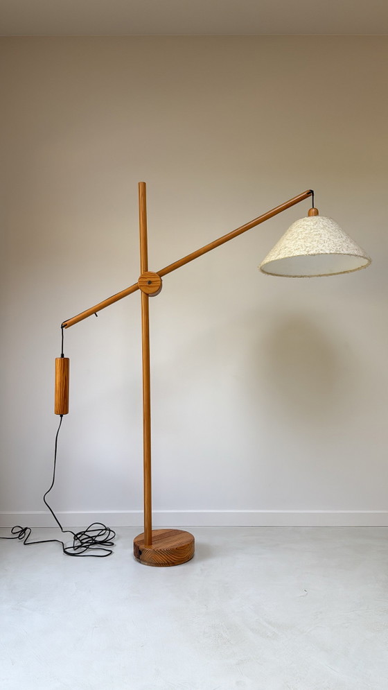 Image 1 of Lampadaire vintage Domus en bois de teck