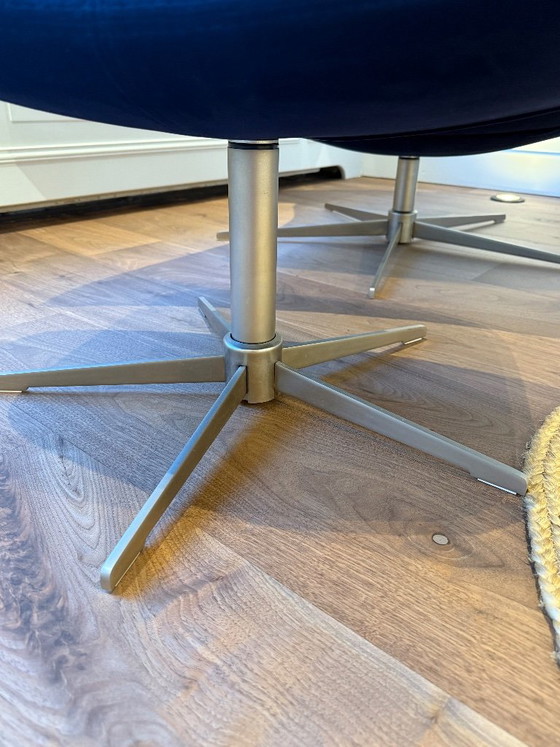 Fauteuil et repose-pieds BoConcept Imola par Henrik Petersen - Velours bleu foncé – Metal, Velvet (photo 12 of 17)