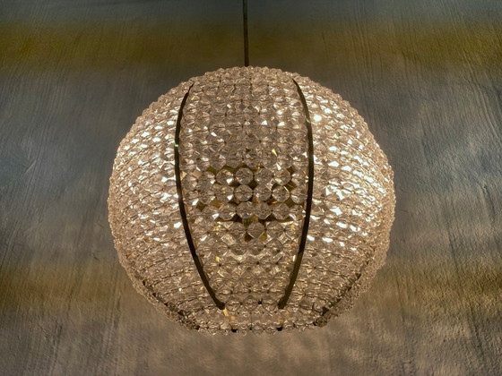 Image 1 of Lampada a sfera di design anni '50 in ottone acrilico stile Emil Stejnar
