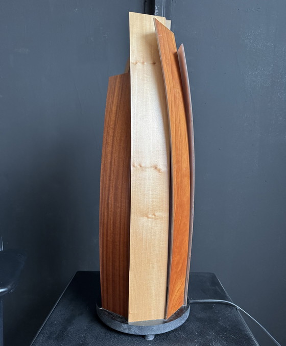 Image 1 of Lámpara de listones de madera de estilo escandinavo