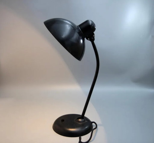 Kaiser Idell 6556 "Super" tafellamp in zwart * reliëf kathedraal * Bauhaus * jaren 1950 * Mid-Century * Vintage