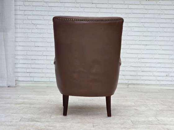 Image 1 of Anni '70, poltrona danese, rivestimento originale in pelle marrone.