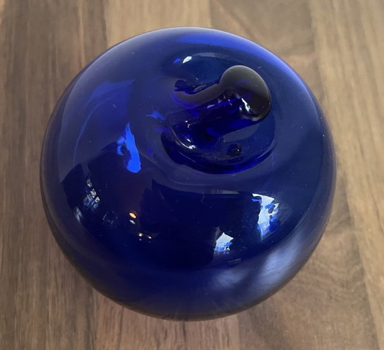Image 1 of Vintage handgeblazen blauwe glazen appel en peer