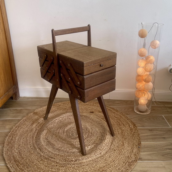 Image 1 of Trabajador de la época