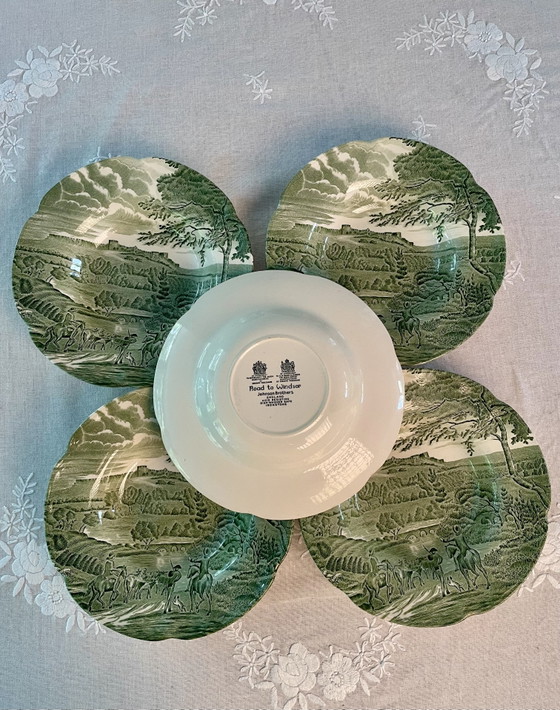 Image 1 of 5 diepe vintage borden ‘Road to Windsor’ van Johnson Brothers heel goede staat - Zeldzaam