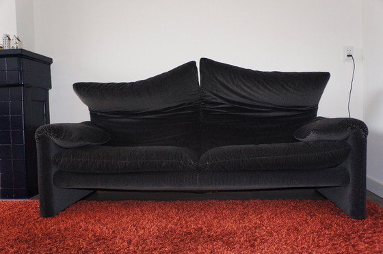 Image 1 of Cassina Maralunga