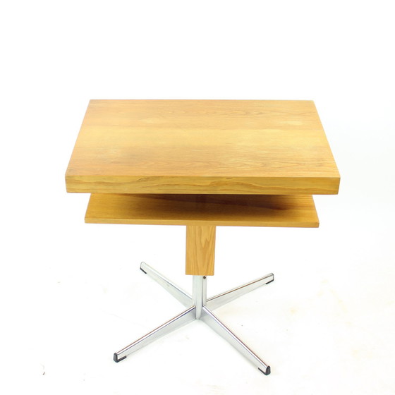 Image 1 of Funktionalistischer drehbarer Couchtisch aus Stahl und Eschenholz, 1960er Jahre
