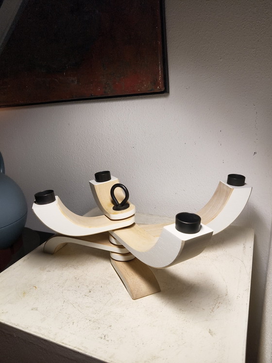 Image 1 of 2919 Design House Stockholm, chandelier pliant en bois d'hévéa laqué par Jonas Grundell