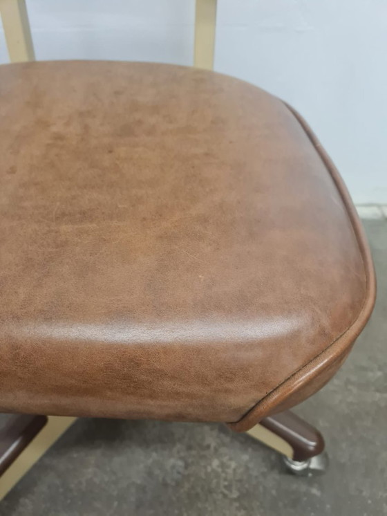 Image 1 of Sedia da ufficio girevole moderna di metà secolo di United Chair Co.