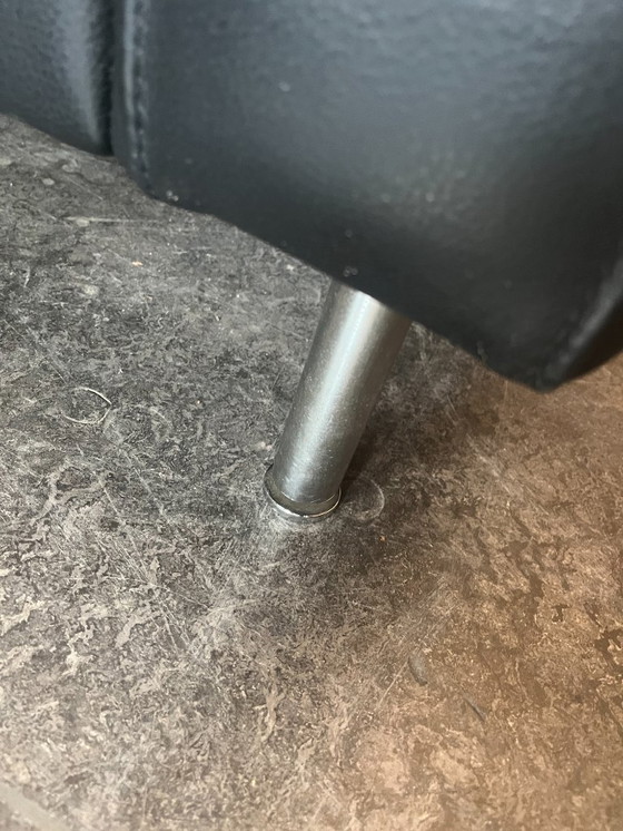 Image 1 of Set di 2 eleganti poltrone vintage in pelle