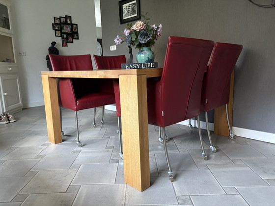 Image 1 of Tavolo da pranzo con quattro sedie