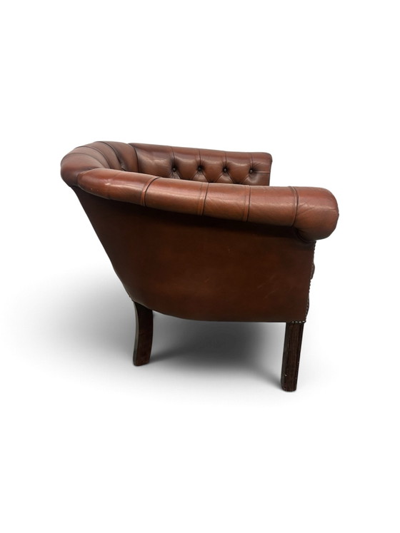 Fauteuil anglais en cuir fait main “Victoria” style Chesterfield, Métal, Marron (photo 4 sur 15)