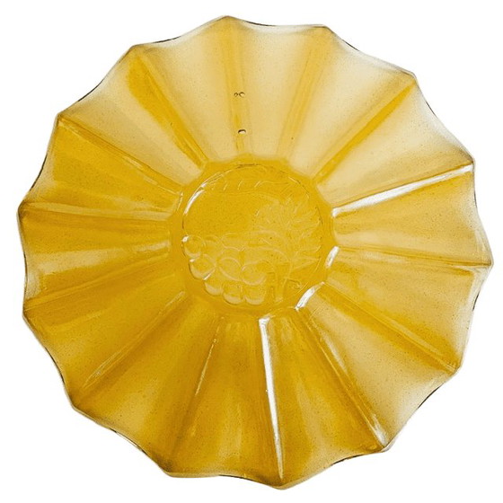 Antike Art-Deco-Schale aus bernsteinfarbenem Glas, Scailmont, 1930er Jahre – Tischdekoration (photo 6 of 6)