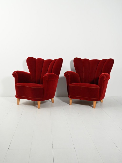 Coppia di poltrone svedesi con schienale a conchiglia degli anni '40