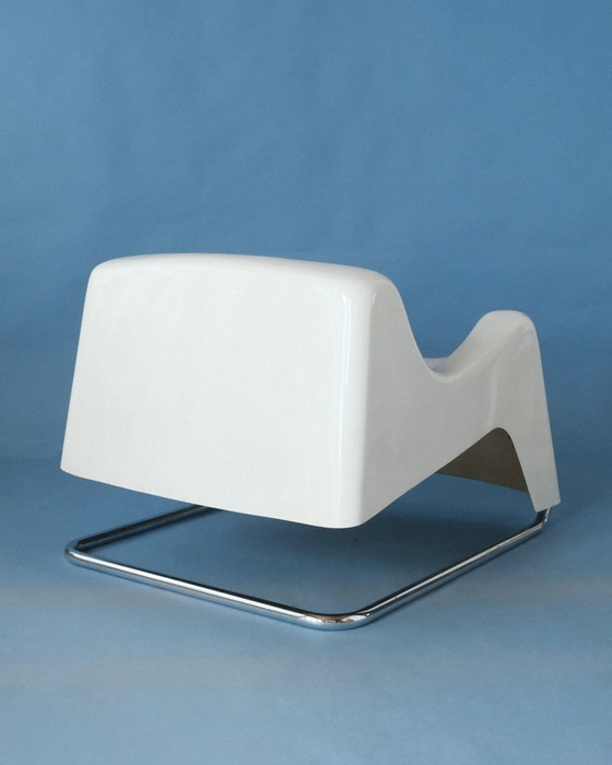 Image 1 of Space age glasvezel lounge stoel