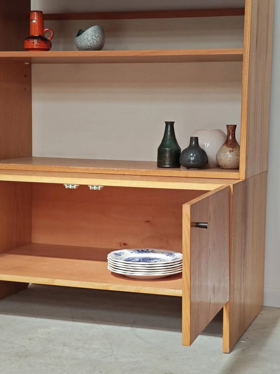 Antiker hoher Fernsehschrank, Kommodenschrank von Drevotex Zamberk. – Vitrine, Wood, Mid Century Modern (photo 17 of 22)