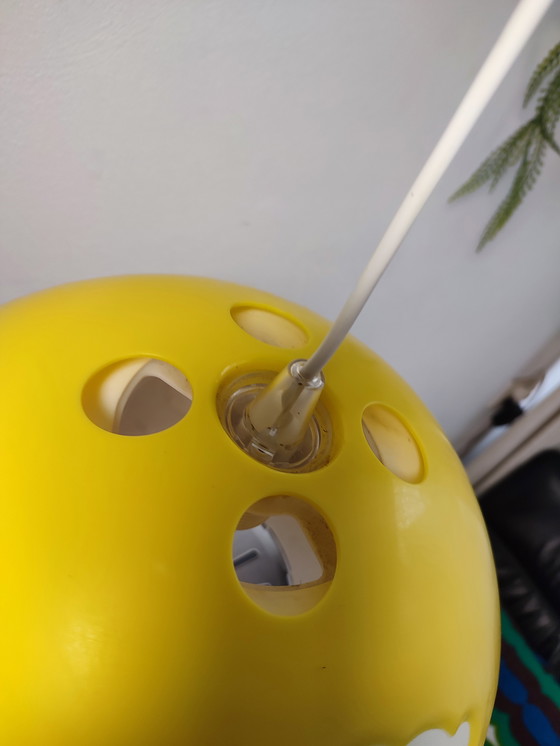 Image 1 of Lámpara de techo colgante Ikea Skojig con forma de nube amarilla