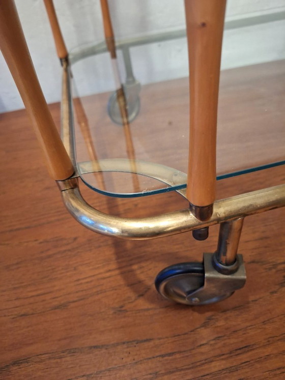 Image 1 of Cocktailtrolley/barwagen van imitatiebamboe, toegeschreven aan Maison Jansen, Frankrijk, jaren 1950-1960.