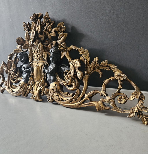 Puerta antigua dorada superpuesta, Francia