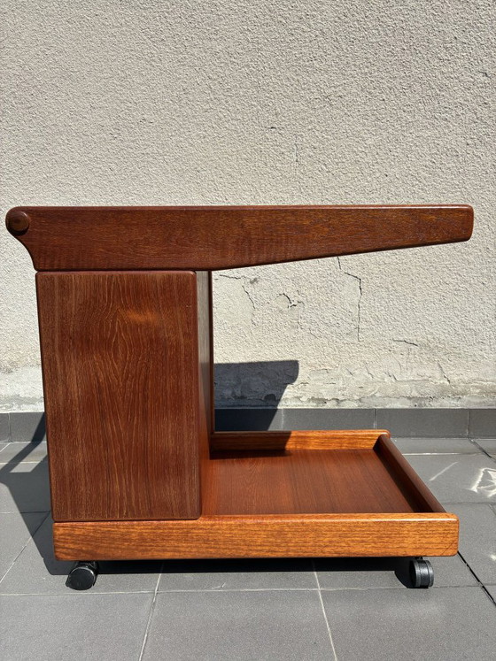 Mesa-armario de bar de teca Bornholm con estante, Dinamarca, años 70, Mesas de centro, Madera, Marrón, 1970 (foto 4 de 8)