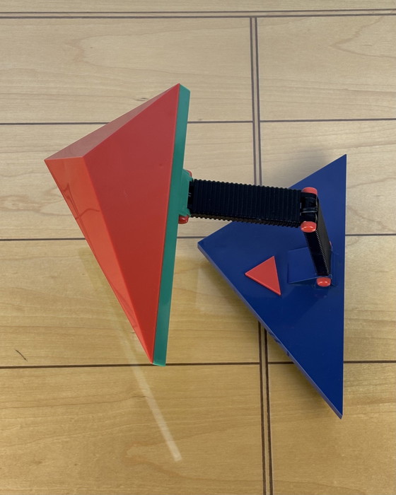 Image 1 of Lampada postmoderna in stile Memphis di Kyoji Tanaka, Giappone anni &#39;80, lampada vintage, lampada da tavolo, Rabbit Tanaka, 