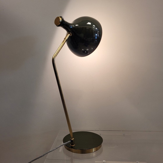 Image 1 of Lámpara de Mesa «Olive», Metal, Verde y Dorado, Vintage – Francia
