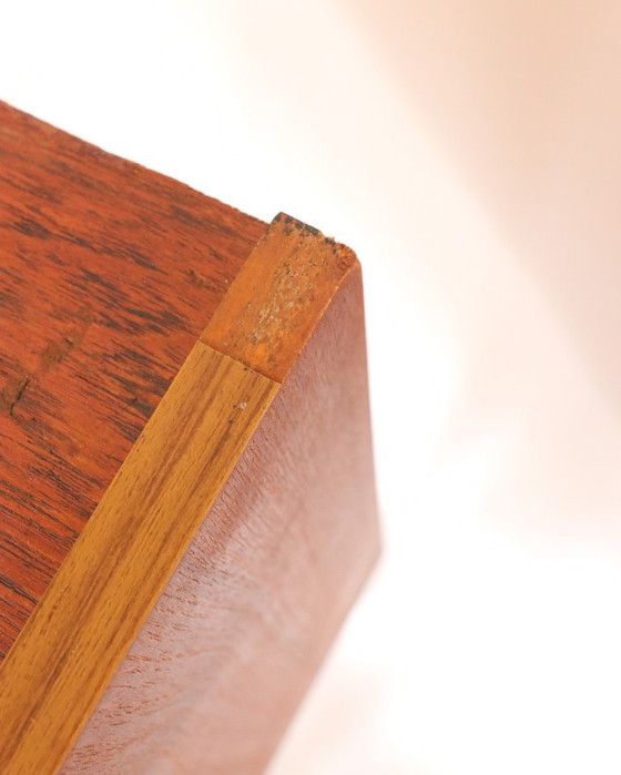Image 1 of Vintage kleine Deense ladekast teak