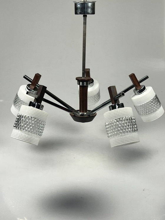 Image 1 of Vintage Kroonluchter, Chroom Met Glas En Hout, België 1970's