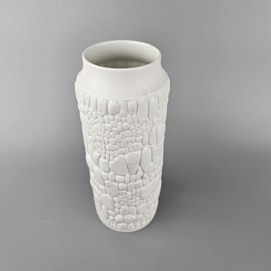 Image 1 of Vintage White Porcelain Vase Made By AK Kaiser. 1970s, Germany. On Art Vase. Number 251-26.