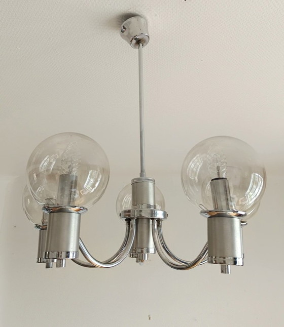 Lustre Space Age Chromé – Aluminium (photo 3 of 9)