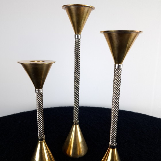 Set di 3 candelabri vintage Memphis degli anni '80. – Portacandele, Brass, Metal (photo 2 of 7)